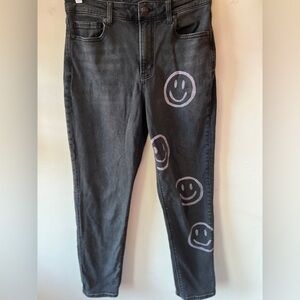 American Eagle Black Jeans with Smiley Face Design Mom Jean 6